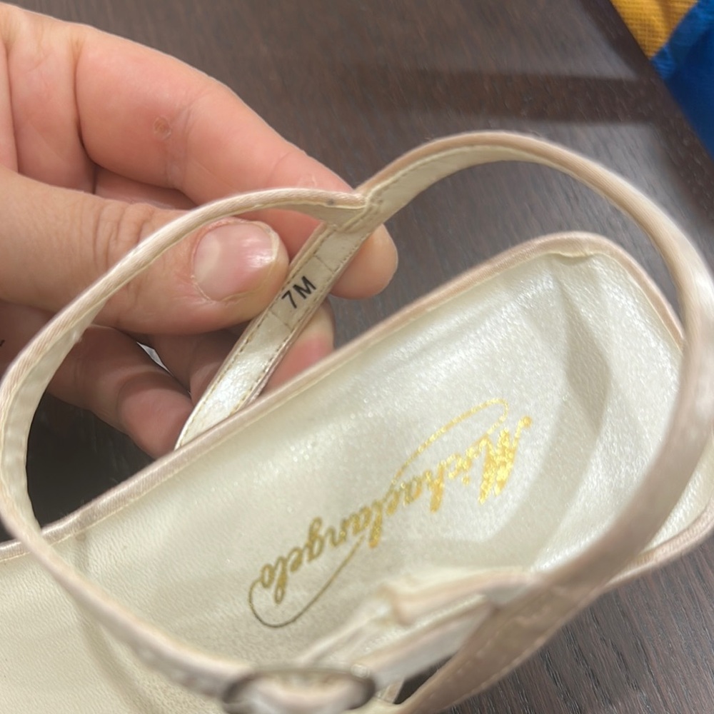 Michaelangelo Cream Heels with Ankle Straps - Picture 4 of 6